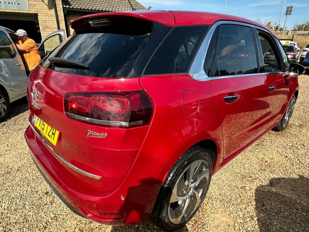 Citroen C4 Picasso 1.6L Exclusive Red #5