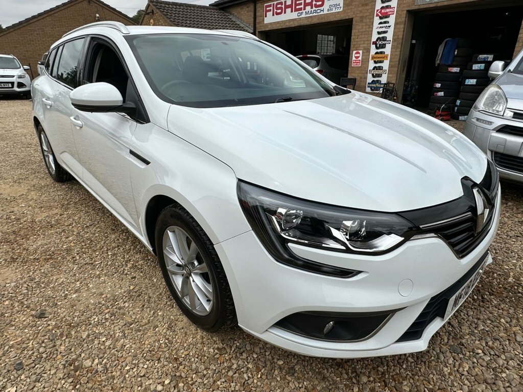 Renault Megane 1.5L Expression White #3