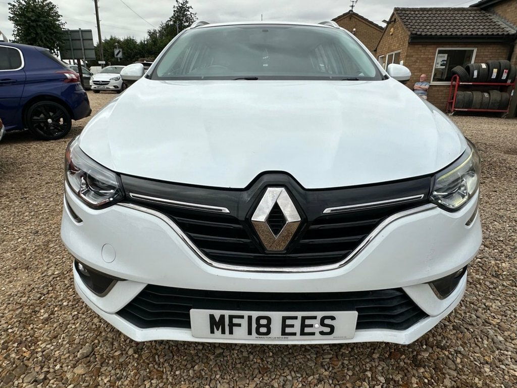 Renault Megane 1.5L Expression White #2