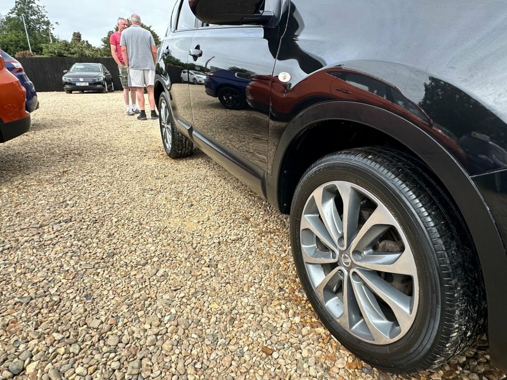 Nissan Qashqai 1.5 Dci N-tec Suv 2Wd Euro 5 11 White #19