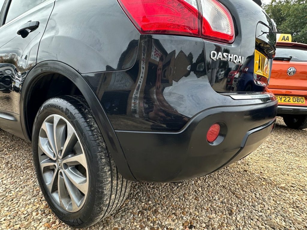 Nissan Qashqai 1.5 Dci N-tec Suv 2Wd Euro 5 11 White #9