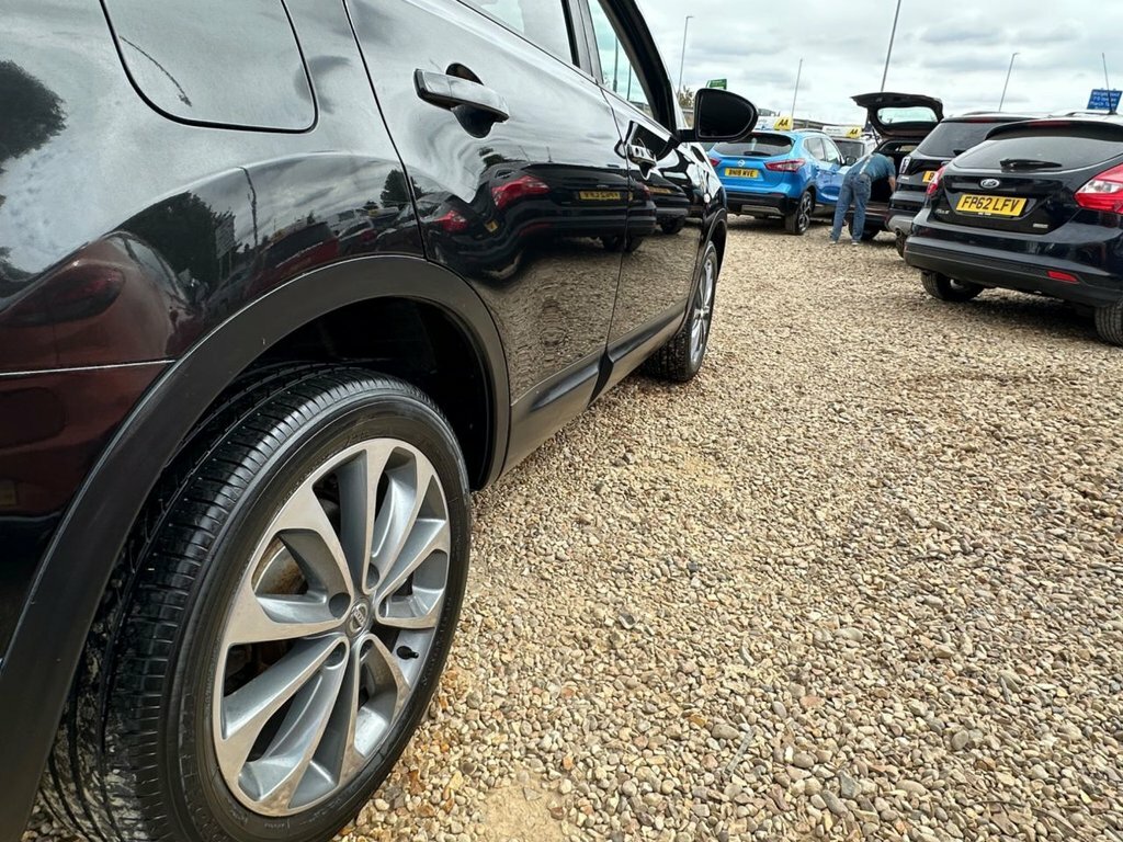 Nissan Qashqai 1.5 Dci N-tec Suv 2Wd Euro 5 11 White #16