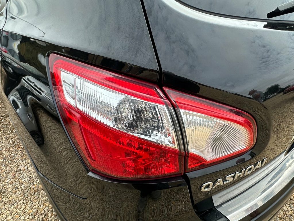 Nissan Qashqai 1.5 Dci N-tec Suv 2Wd Euro 5 11 White #8
