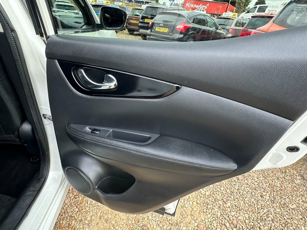 Nissan Qashqai 1.5 Dci Tekna 2Wd Euro 6 Ss Black #41