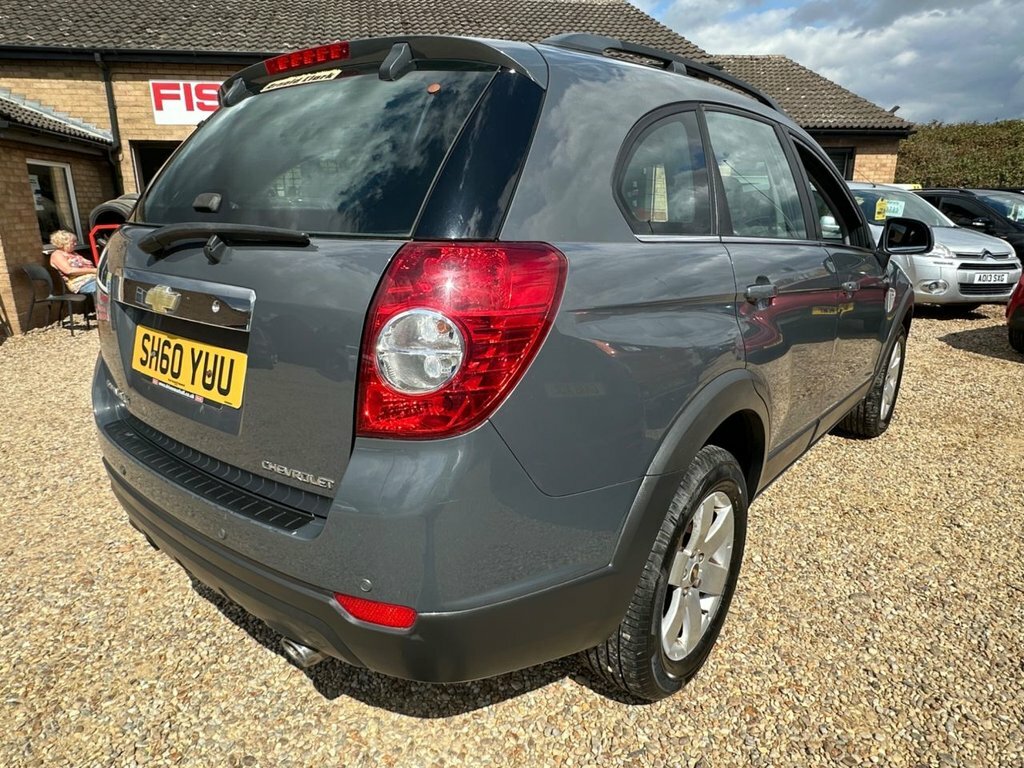 Chevrolet Captiva 2L Lt SH60YUU Grey #3