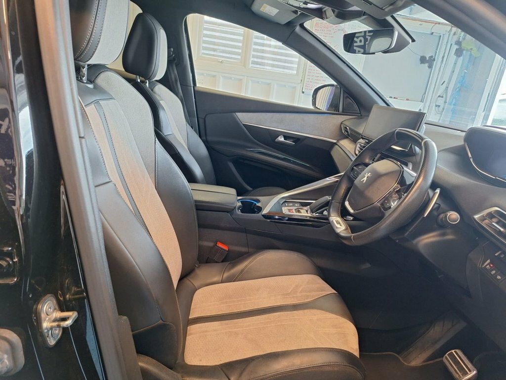 Peugeot 3008 1.6L Gt Premium GF21TXO Black #2
