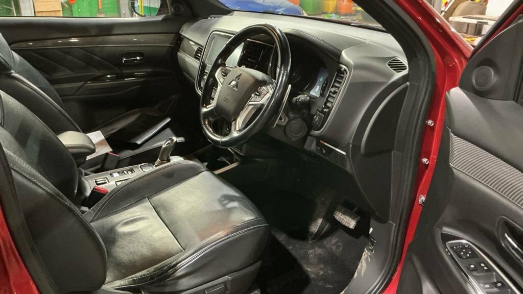 Mitsubishi Outlander 2.2 Di-d 4 4Wd Euro 6 Black #9