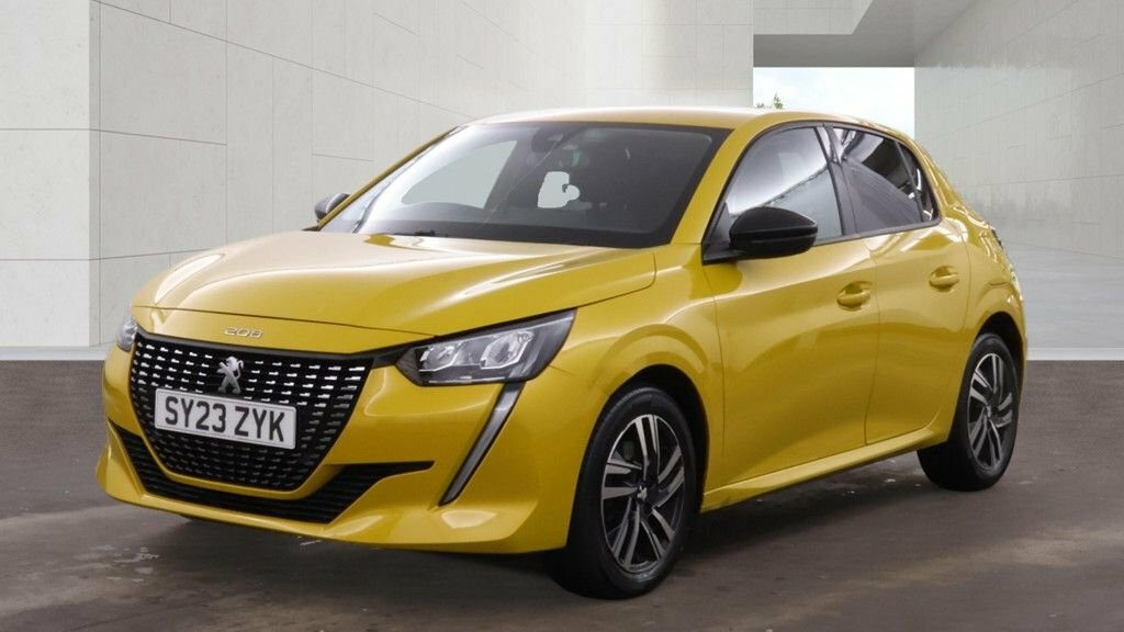 Peugeot 208 1.2L Allure Premium Yellow #3