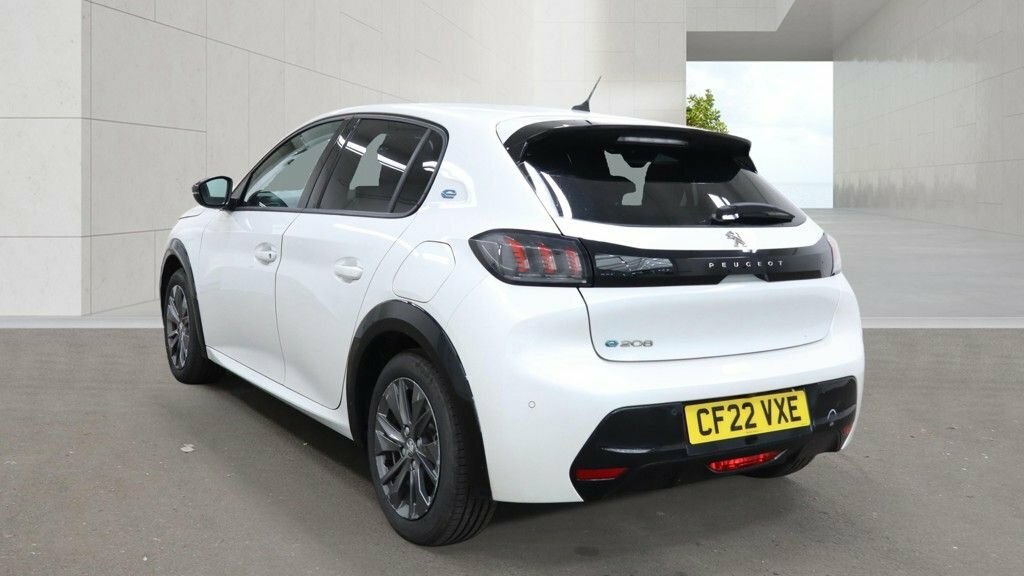 Peugeot e-208 Hatchback White #4