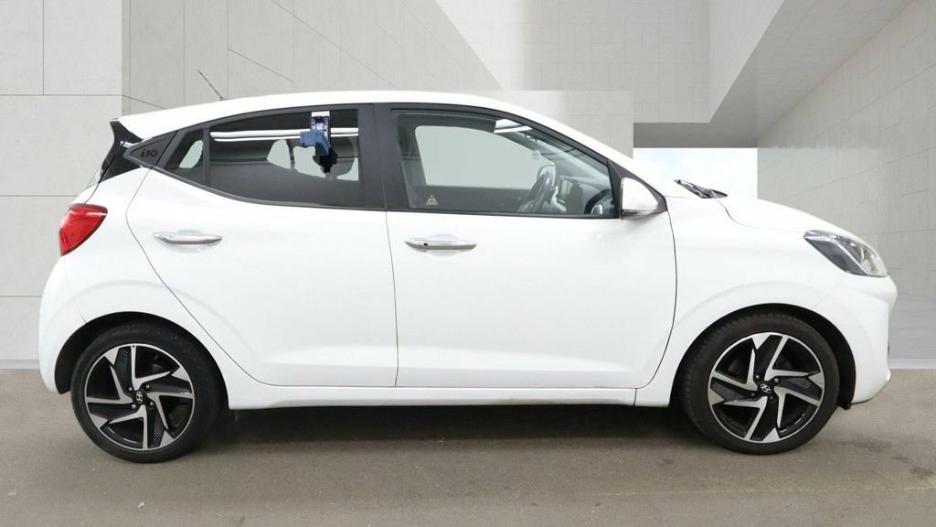 Hyundai I10 1L Premium White #6