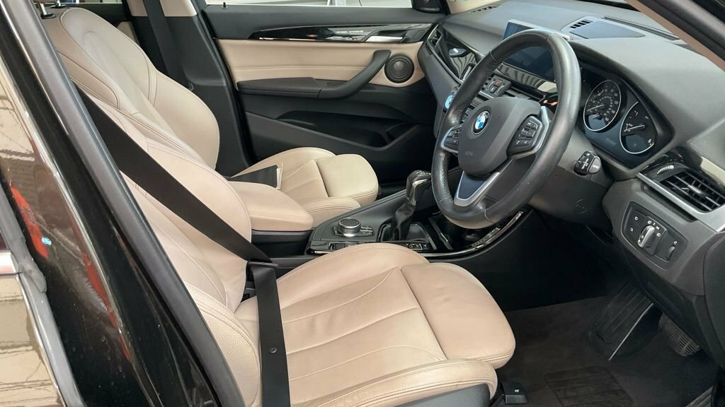 BMW X1 2L Xline Brown #2
