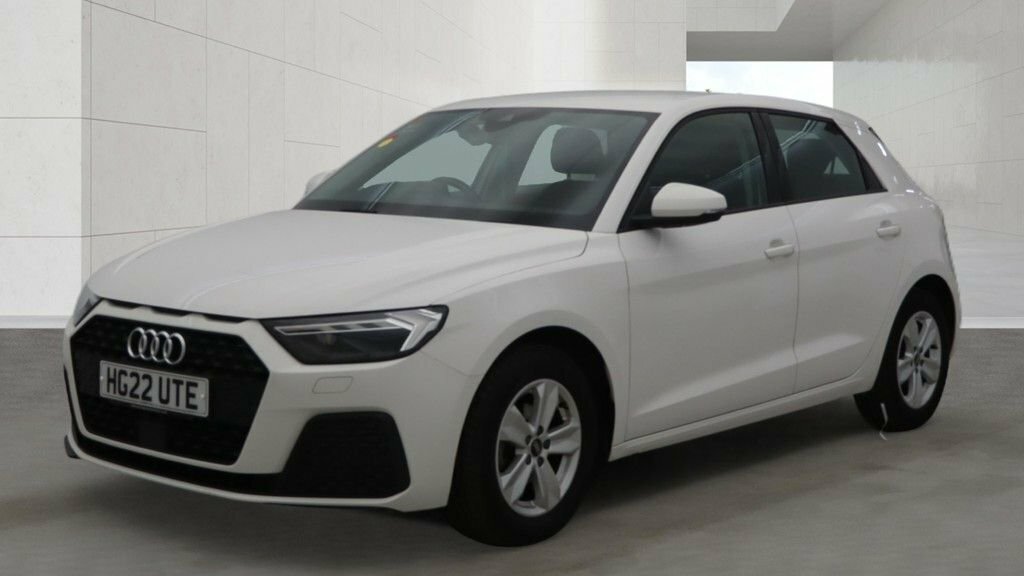Audi A1 1L Technik White #3