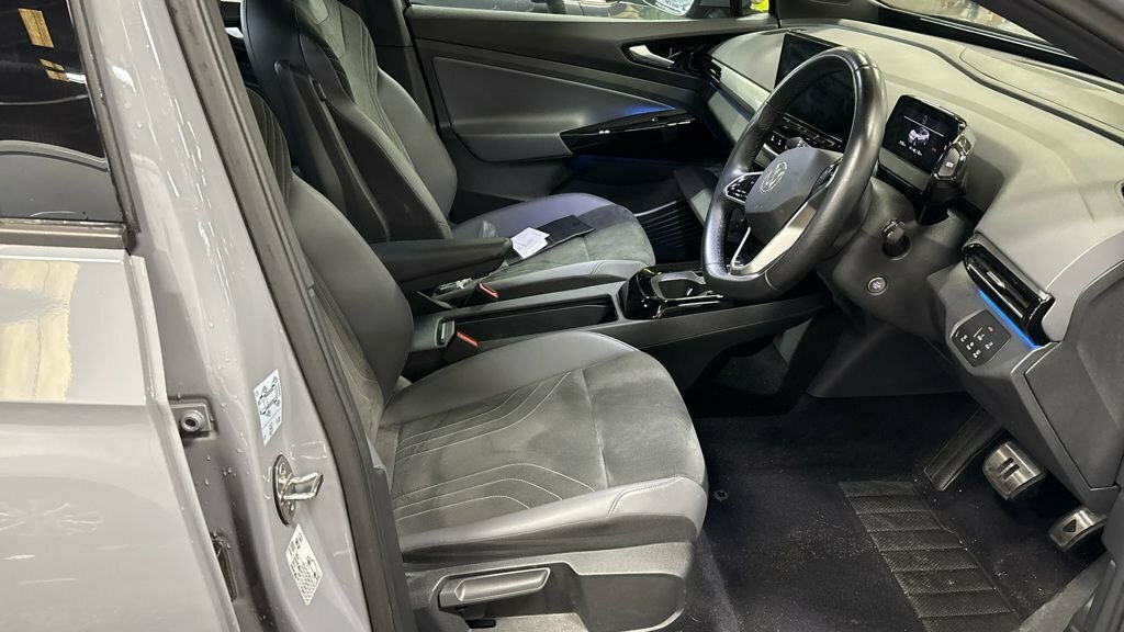 Volkswagen ID.4 Suv Grey #2