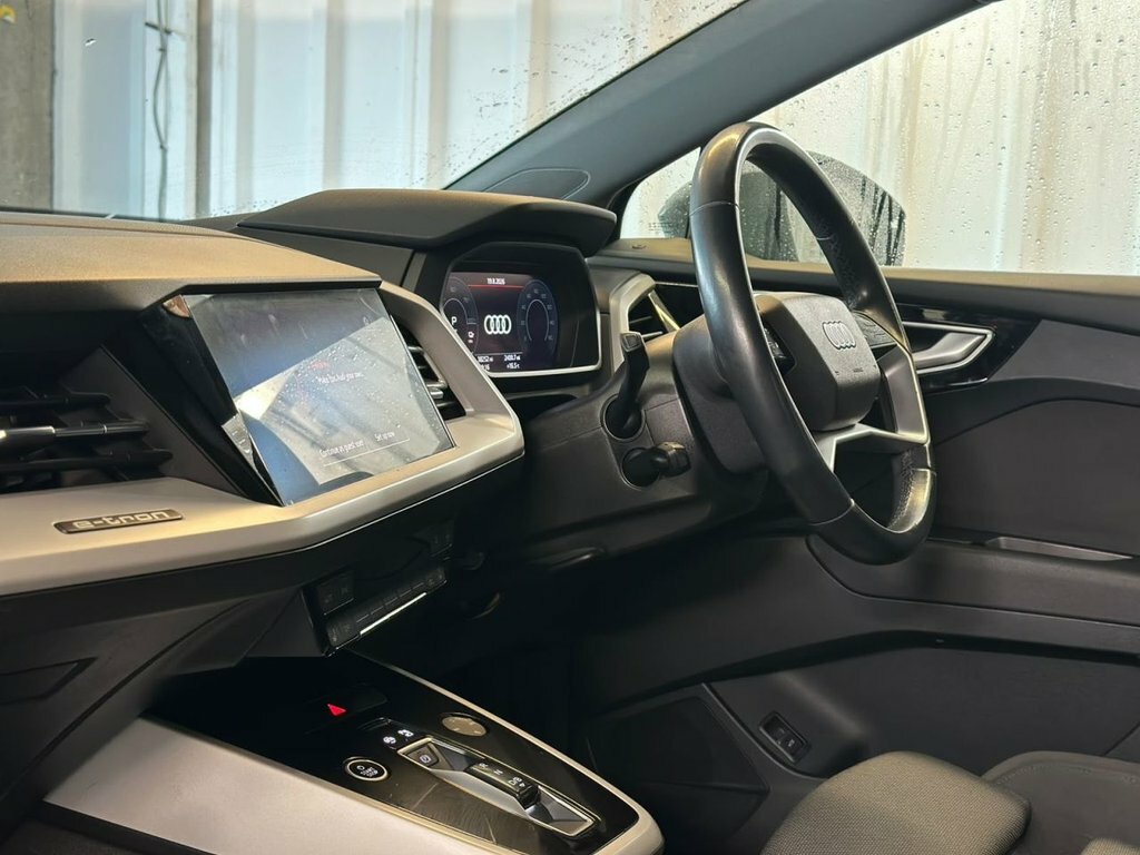 Audi Q4 E Tron Suv KY22JWU Grey #2
