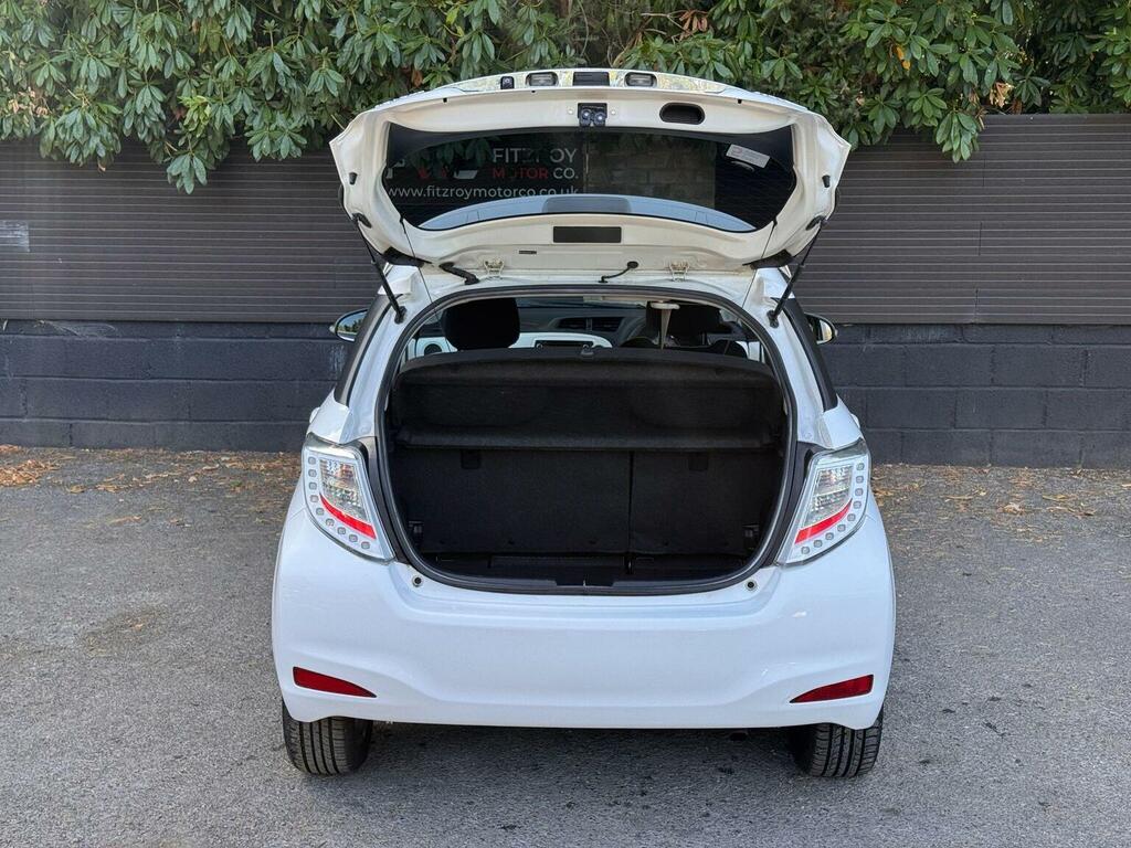 Toyota Yaris 2013 63 1.33  #8