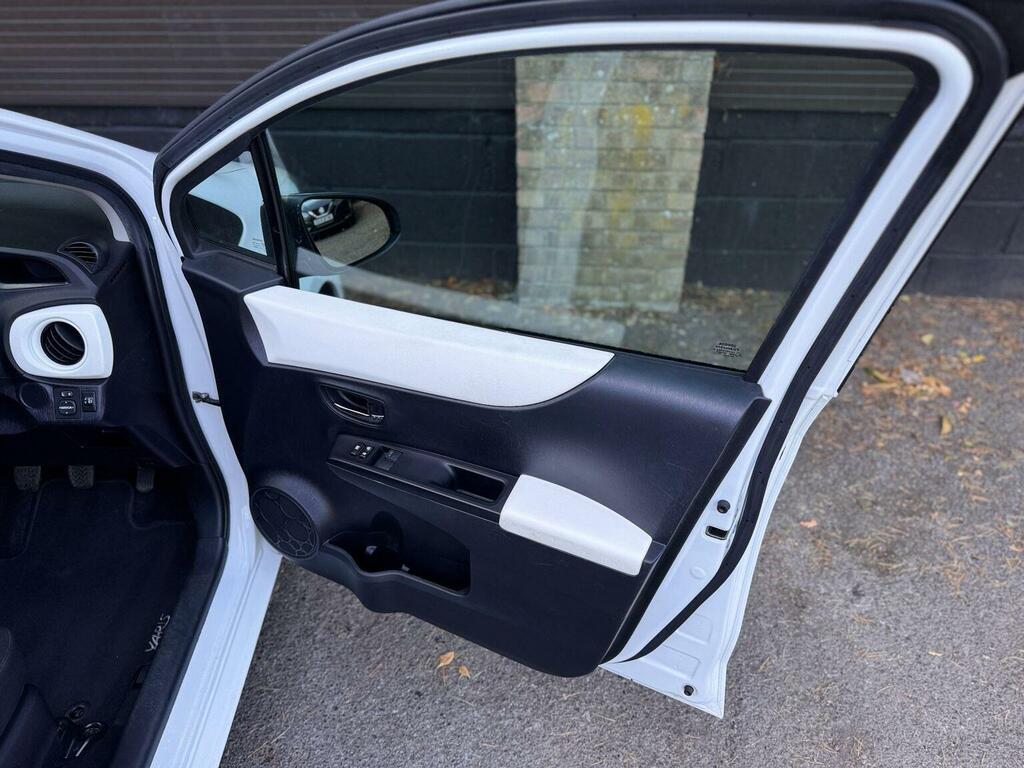 Toyota Yaris 2013 63 1.33  #25