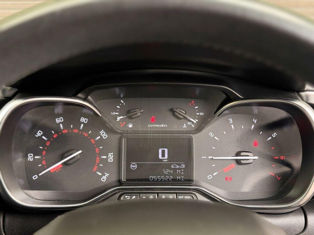 Citroen C3 1.2 81 Bhp Flair Puretech Only 27, Orange #31