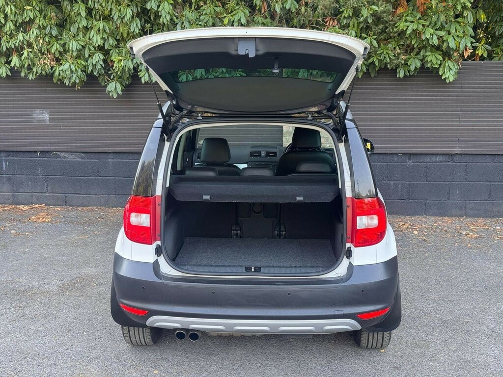 Skoda Yeti 2.0 Tdi Laurin Klement 4Wd Euro 5 Black #8