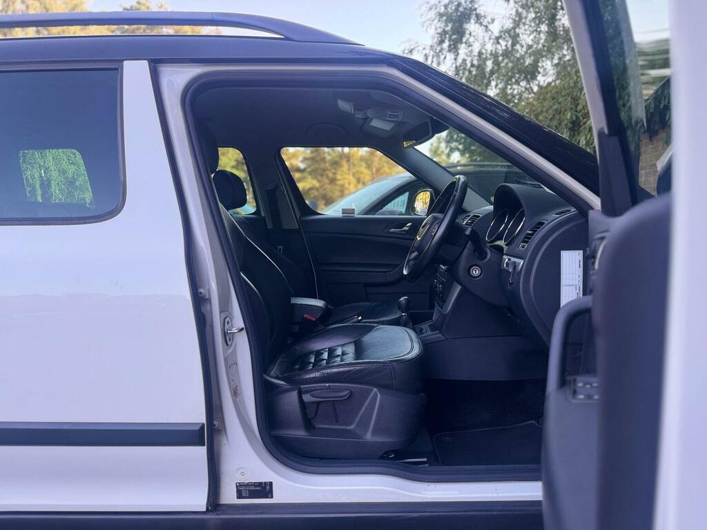 Skoda Yeti 2.0 Tdi Laurin Klement 4Wd Euro 5 Black #24