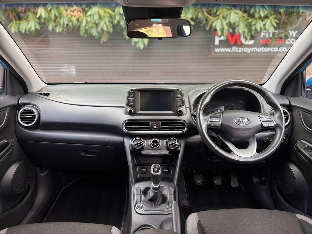 Hyundai Kona Suv 1.0 T-gdi 120Ps Play 2Wd White #32