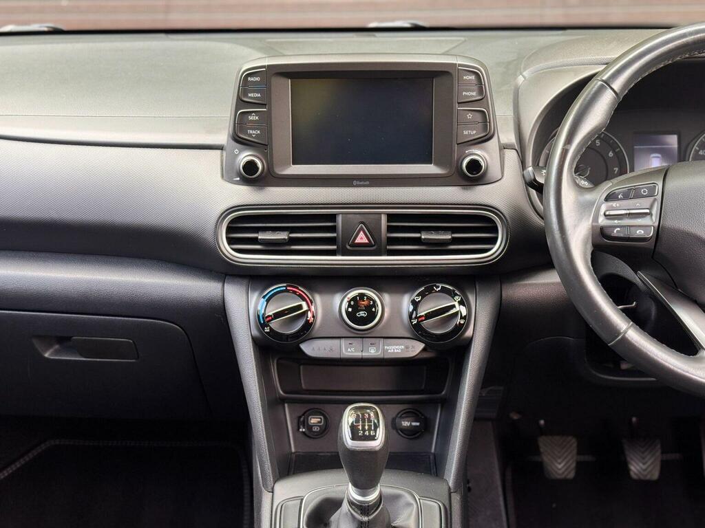 Hyundai Kona Suv 1.0 T-gdi 120Ps Play 2Wd White #34