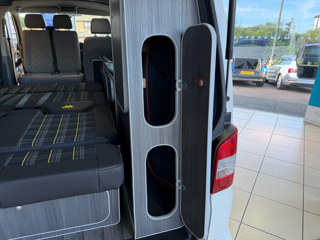 Volkswagen Transporter T28 Tdi 102 Swb Double Cab 5 Seat Crew Van Low Roo White #37