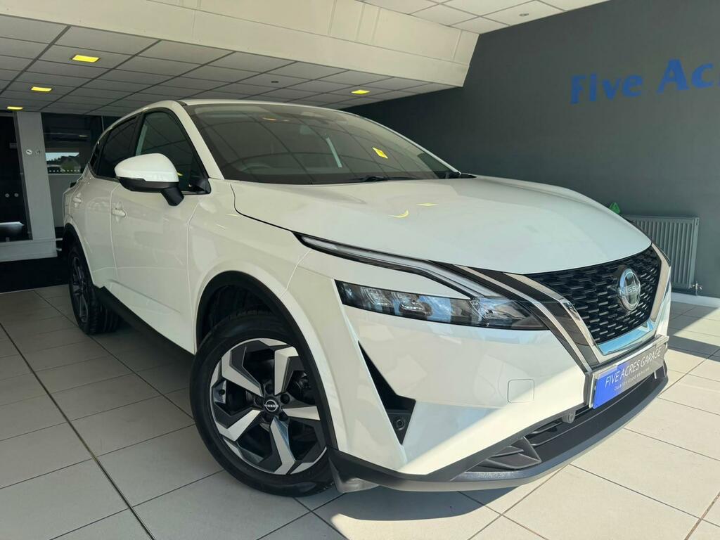 Nissan Qashqai 1.2L N-connecta White #4