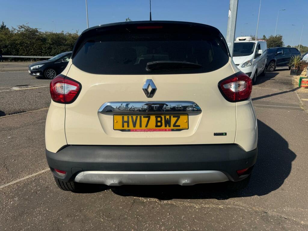 Renault Captur 1.5 Dci Energy Signature Nav Euro 6 Ss White #4