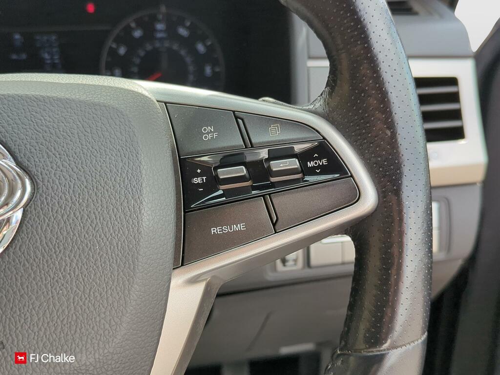 SsangYong Musso 2.2 Saracen 179 Bhp Grey #18