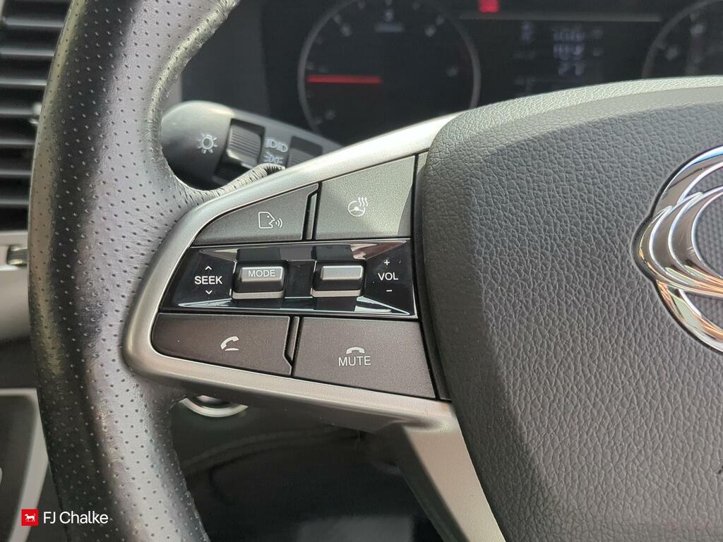 SsangYong Musso 2.2 Saracen 179 Bhp Grey #19