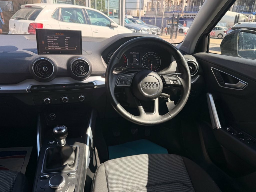 Audi Q2 1L Sport DA67XDZ Black