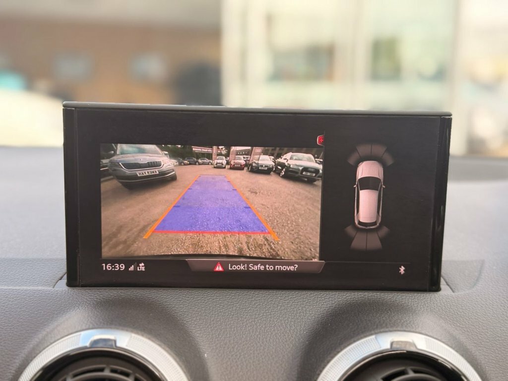 Audi SQ2 2L Black Edition Blue #22