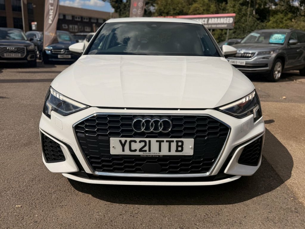 Audi A3 1L S Line YC21TTB White #4