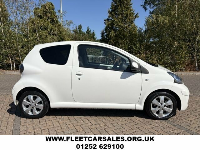 Toyota Aygo 1.0 Vvt-i Go Hatchback White #4