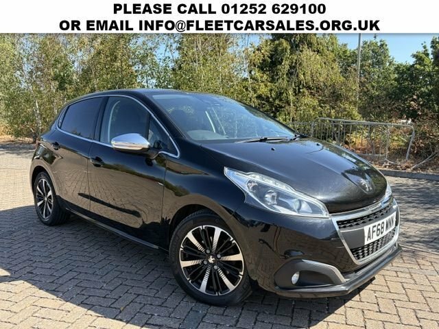 Peugeot 208 1.5 Bluehdi Tech Edition Black