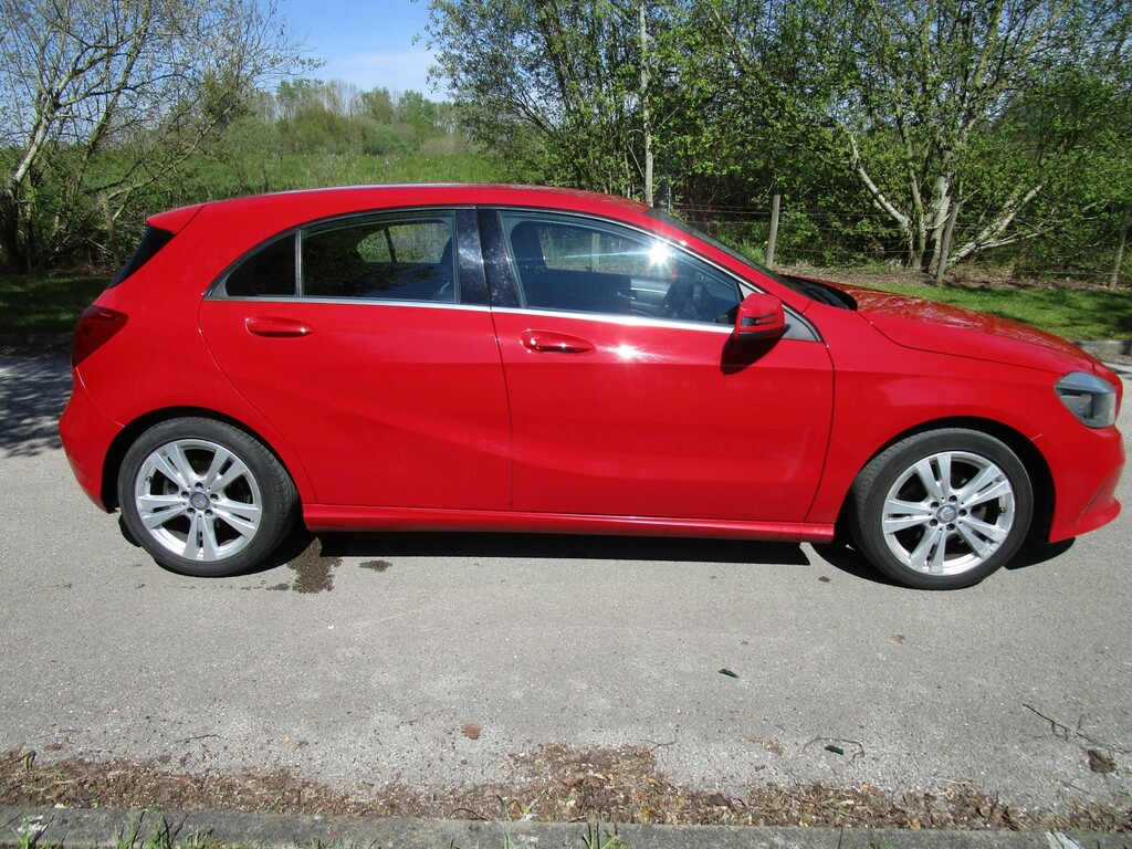 Mercedes-Benz A Class 1.5 A180d Sport - Sat Nav - Black Leather - Revers R888WLO Red #3