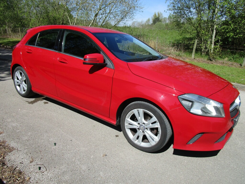 Mercedes-Benz A Class 1.5 A180d Sport - Sat Nav - Black Leather - Revers R888WLO Red #2