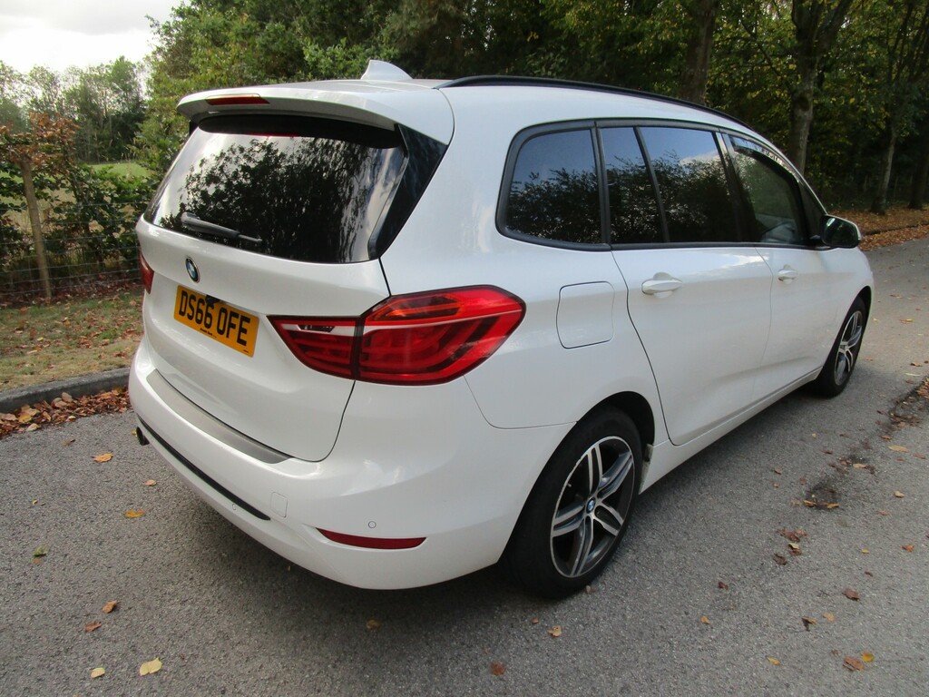 BMW 2 Series Gran Tourer 1.5 216D Sport Gran Tourer - Pearl White - 7 Seats White #4