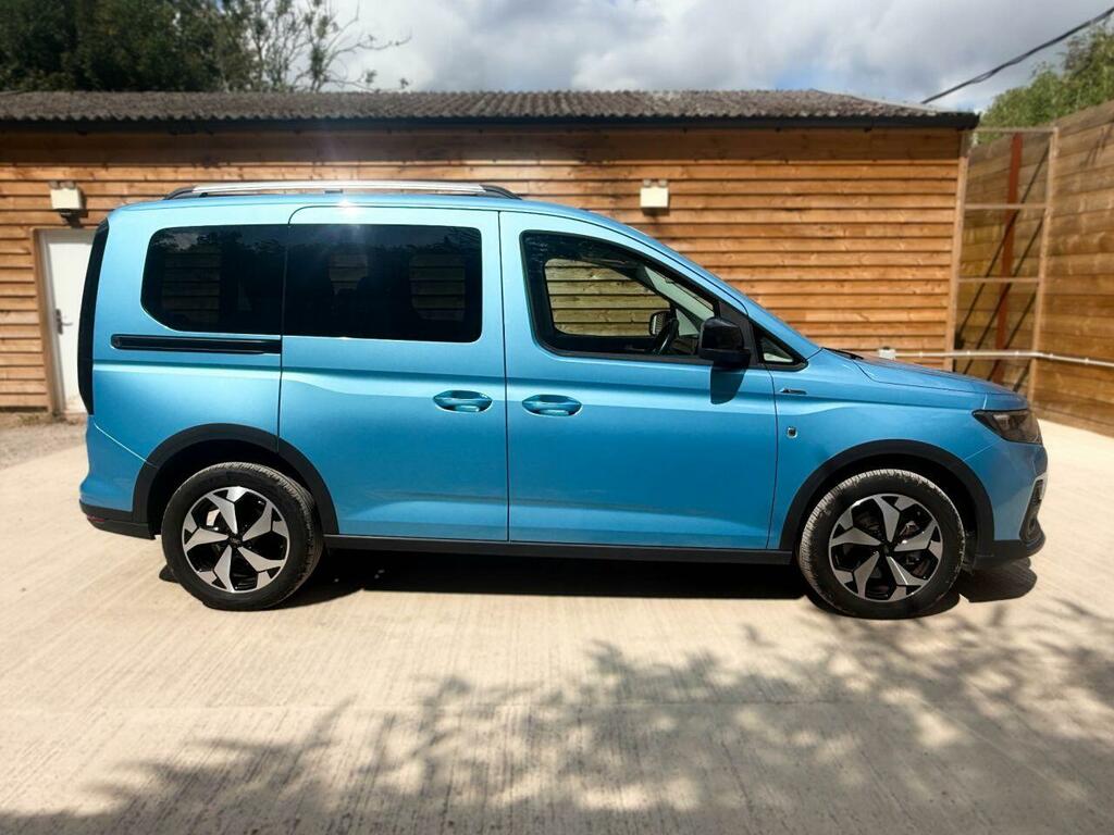 Ford Tourneo Connect Active Blue #5