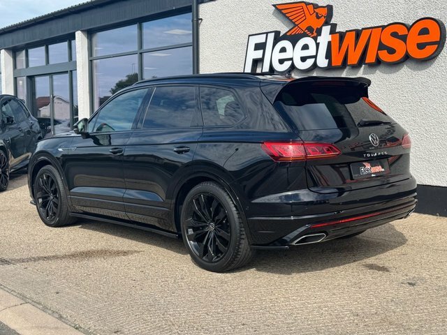 Volkswagen Touareg 3.0 Tdi V6 Black Edition Suv Tiptronic Black #6