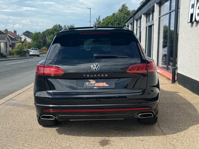 Volkswagen Touareg 3.0 Tdi V6 Black Edition Suv Tiptronic Black #5