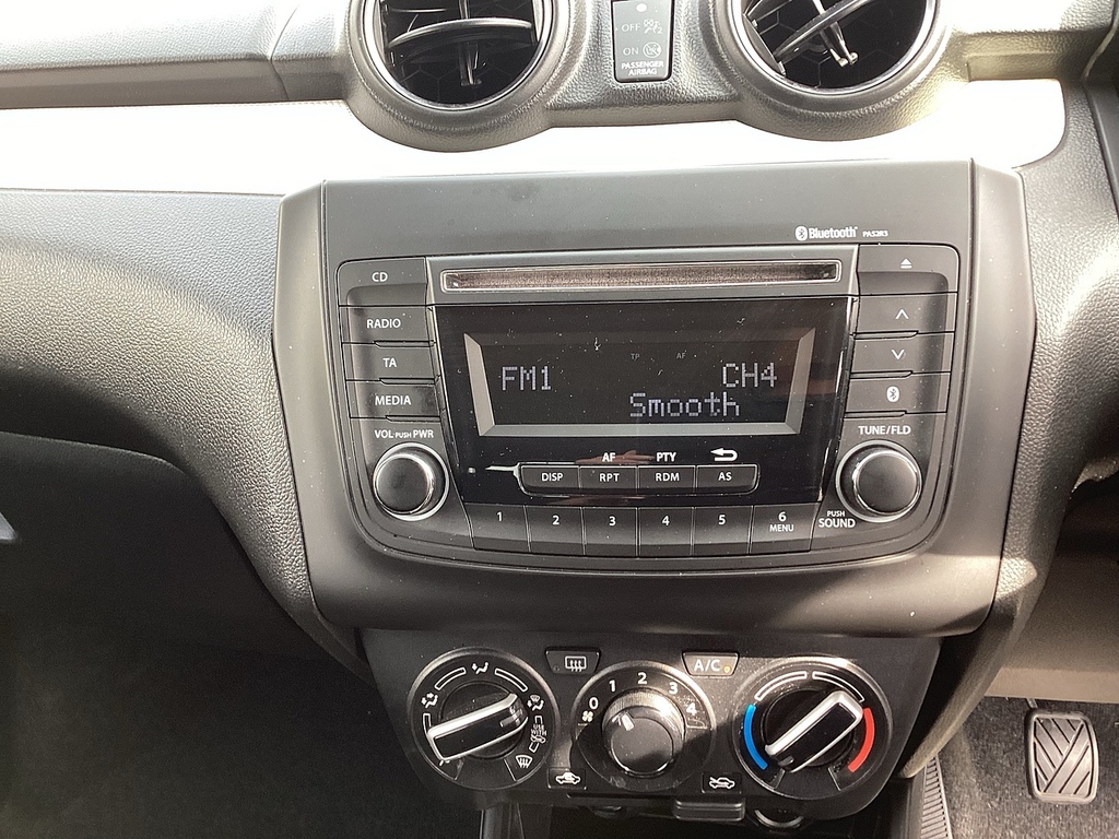 Suzuki Swift 1.0 Boosterjet Sz-t Euro 6 White #13