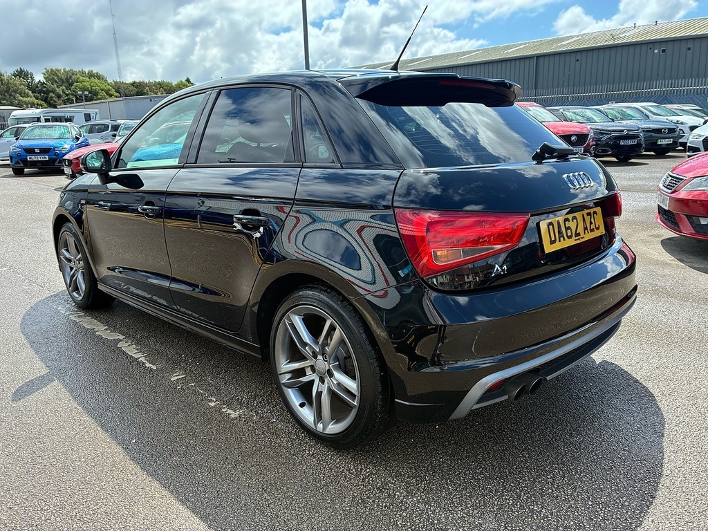 Audi A1 Tfsi S Line Black #2