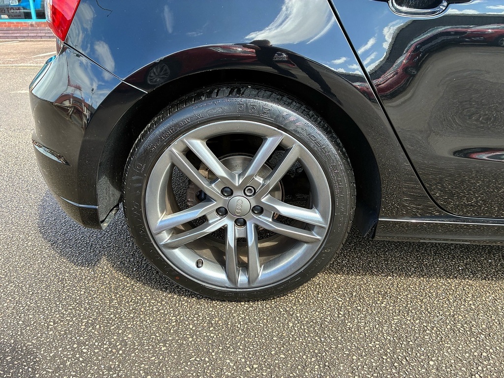Audi A1 1.4 Tfsi Sport S Tronic Euro 5 Ss Brown #22