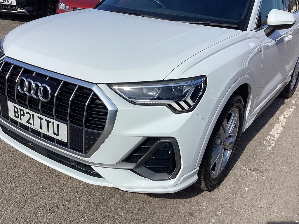 Audi Q3 35 Tfsi Sport S Tronic Comfortsound Pack Silver #19