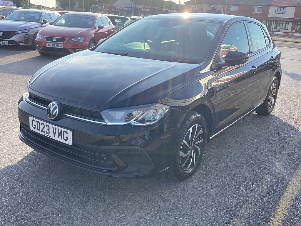 Volkswagen Polo Evo Life Black #3