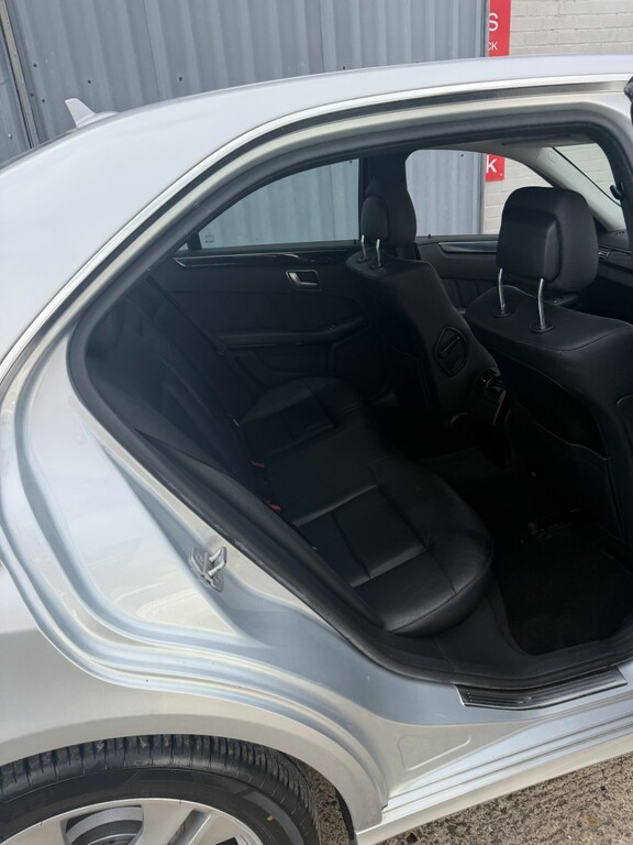 Mercedes-Benz E Class 2.1 E220 Cdi Blueefficiency Executive Se Silver #4