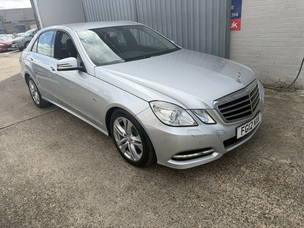 Mercedes-Benz E Class 2.1 E220 Cdi Blueefficiency Executive Se Silver