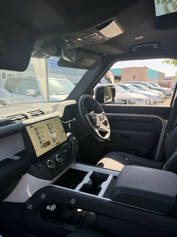 Land Rover Defender 110 3.0 D250 Mhev X-dynamic Se Grey #2