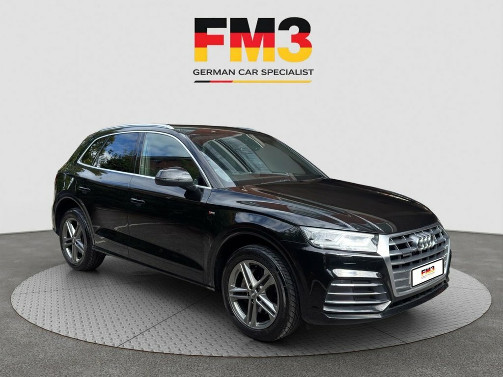 Audi Q5 2L S Line Black